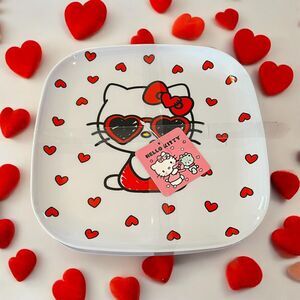 Hello Kitty Valentine Plate Set | 4 Melamine Plates | Sanrio Hearts 10”